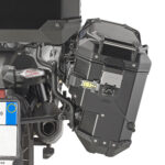 Bočni kofer GIVI TREKKER OUTBACK MONOKEY® CAM SIDE EVO SMART 33 BLACK LINE ALU crni desni 33L - Slika 4